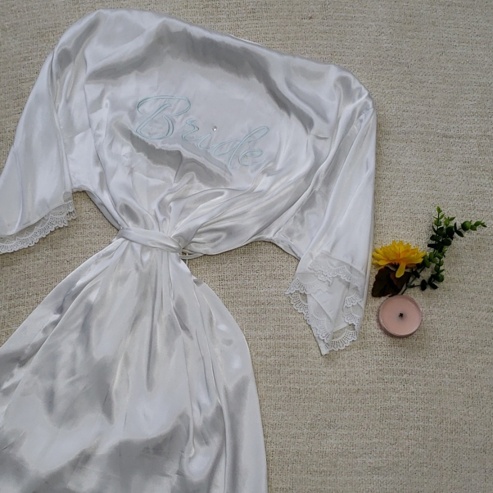 BRIDE robe